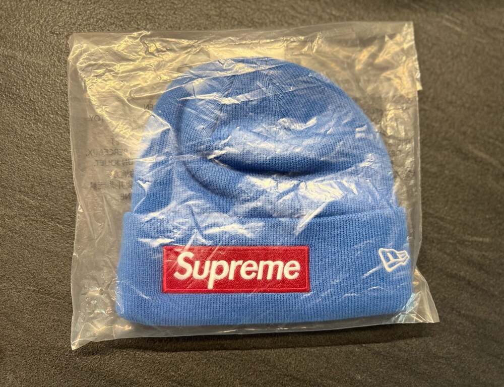 Supreme New Era Box Logo Beanie Blue FW22